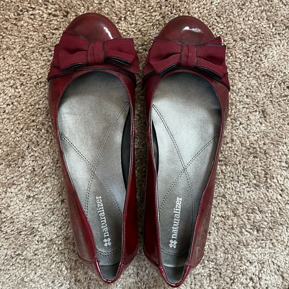 Naturalizer Shoes - Naturalizer leather flats never worn